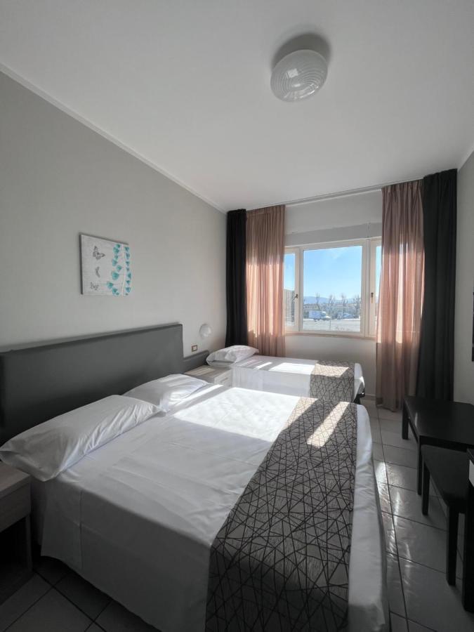 Hotel Letizia Follonica Eksteriør bilde